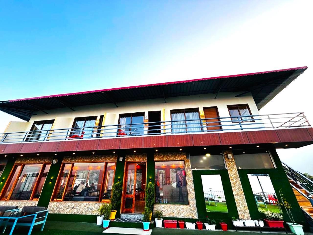 Living On The Edge A Luxury Stay Mussoorie Exteriör bild