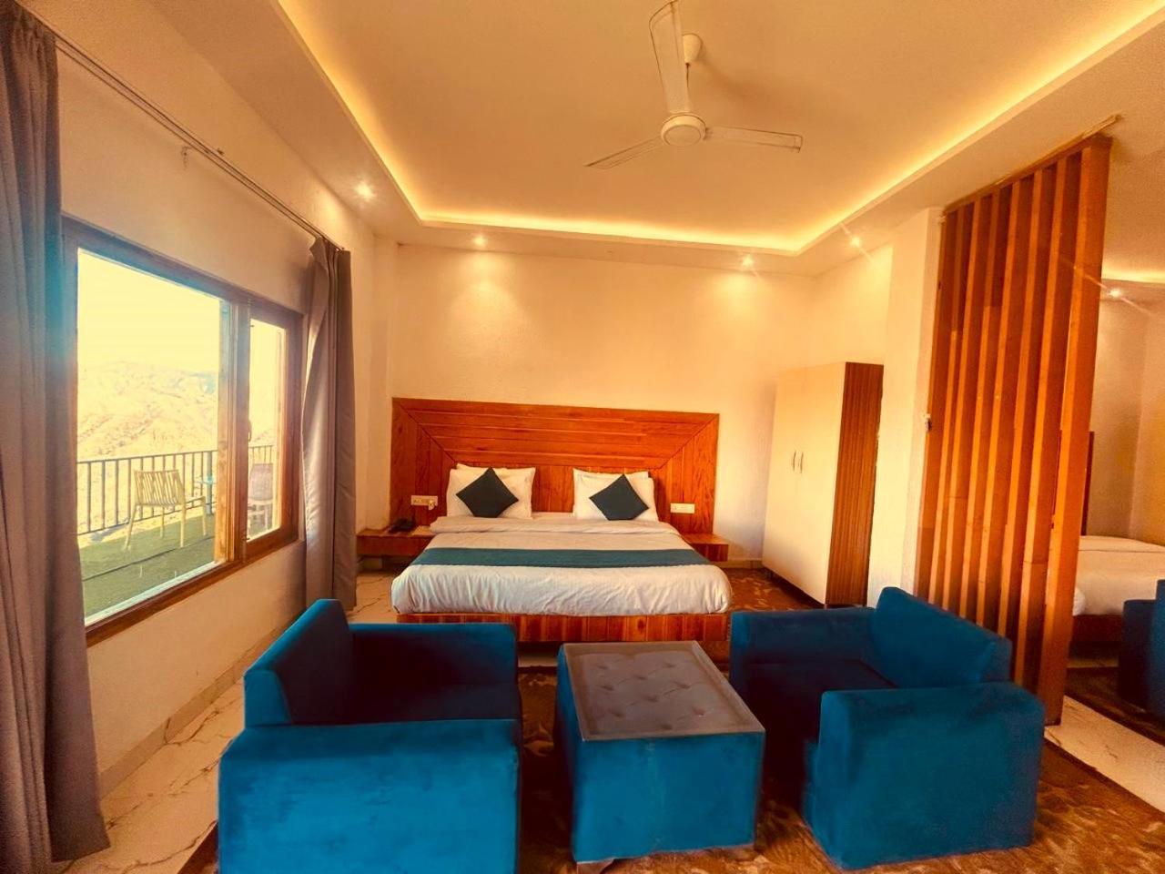 Living On The Edge A Luxury Stay Mussoorie Exteriör bild