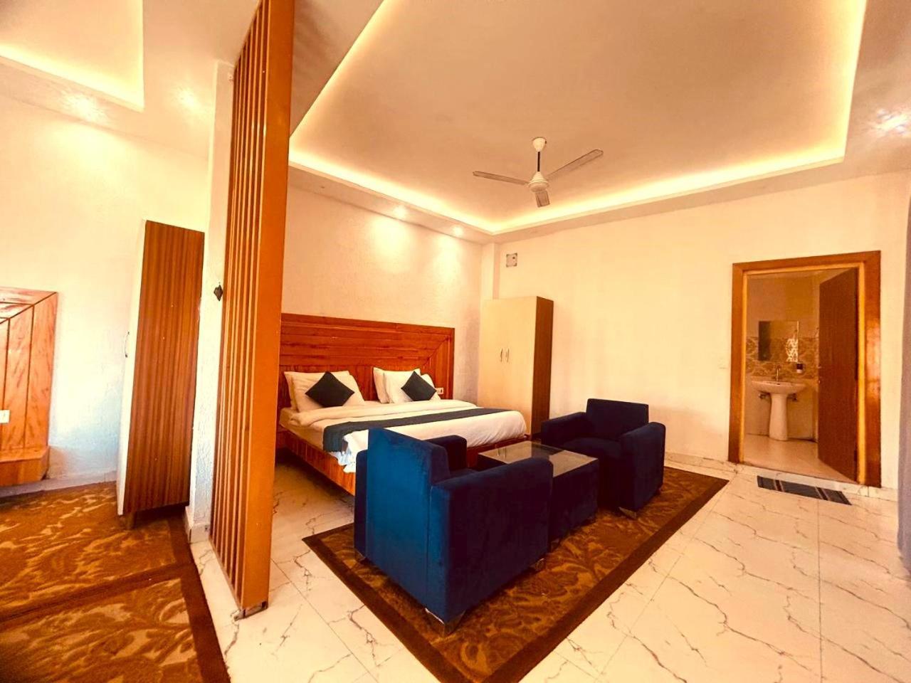 Living On The Edge A Luxury Stay Mussoorie Exteriör bild