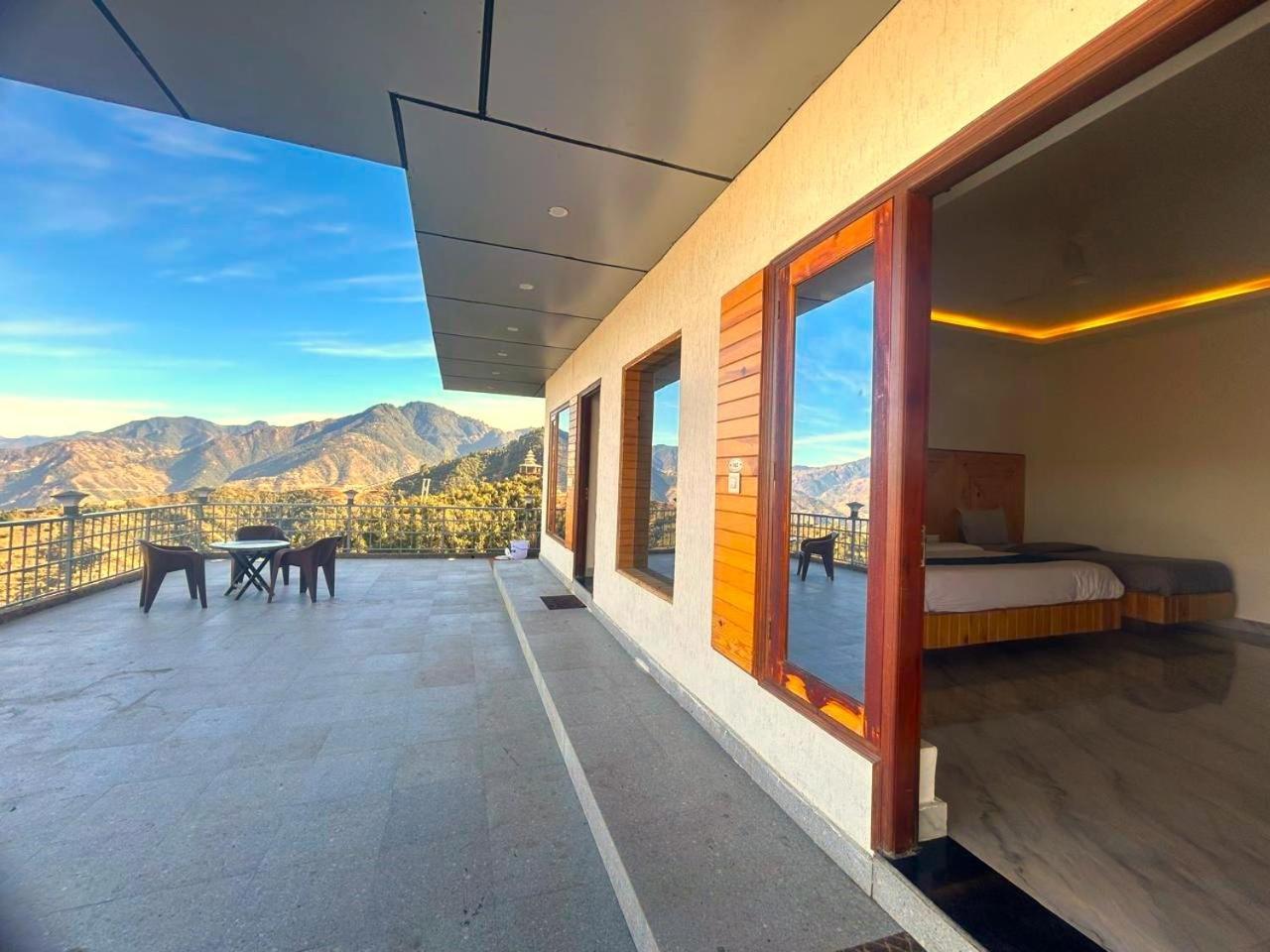Living On The Edge A Luxury Stay Mussoorie Exteriör bild