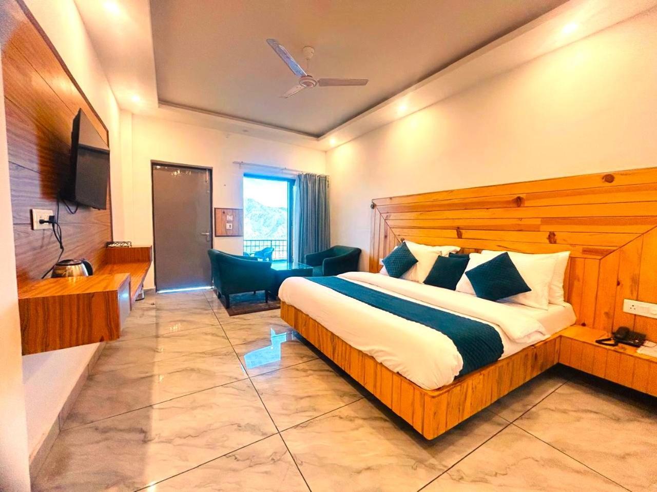 Living On The Edge A Luxury Stay Mussoorie Exteriör bild