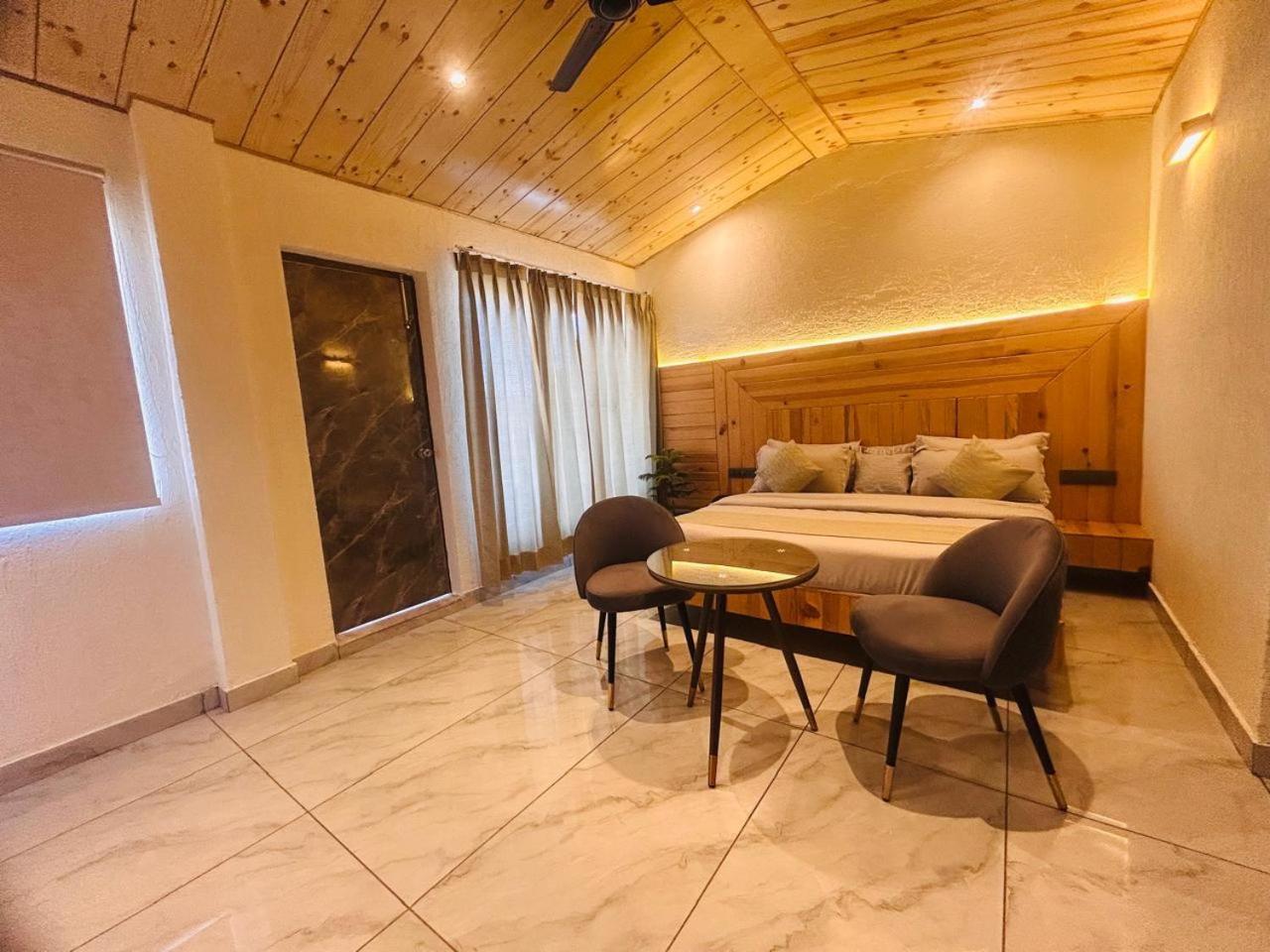 Living On The Edge A Luxury Stay Mussoorie Exteriör bild