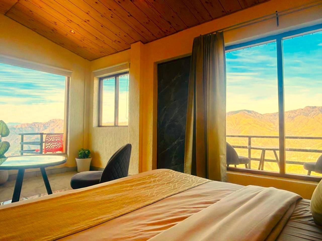 Living On The Edge A Luxury Stay Mussoorie Exteriör bild