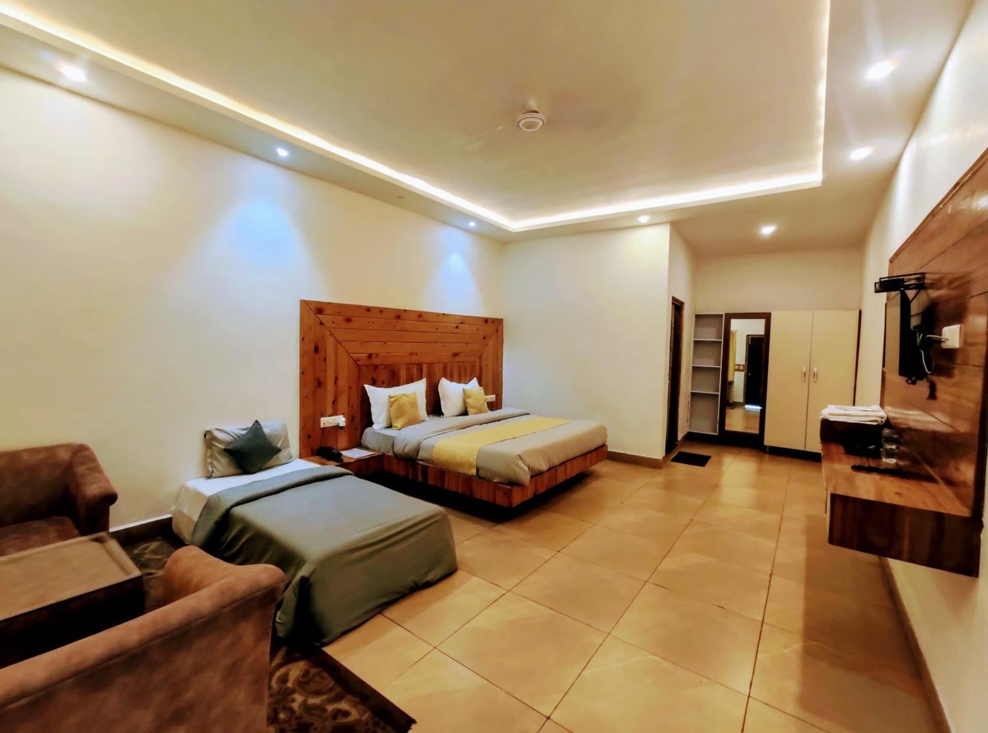 Living On The Edge A Luxury Stay Mussoorie Exteriör bild